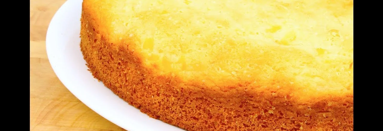 3 பொருட்களில் அன்னாசி கேக்