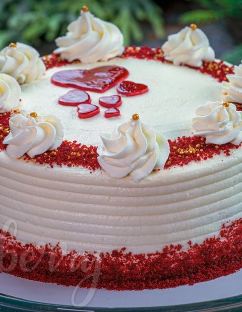 Red Velvet Cream Cheesecake