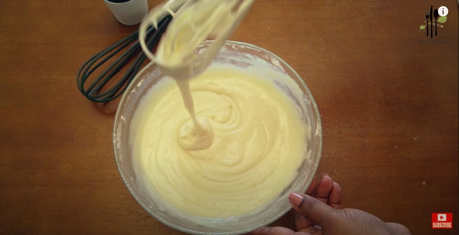 Eggless Vanilla Base Cake