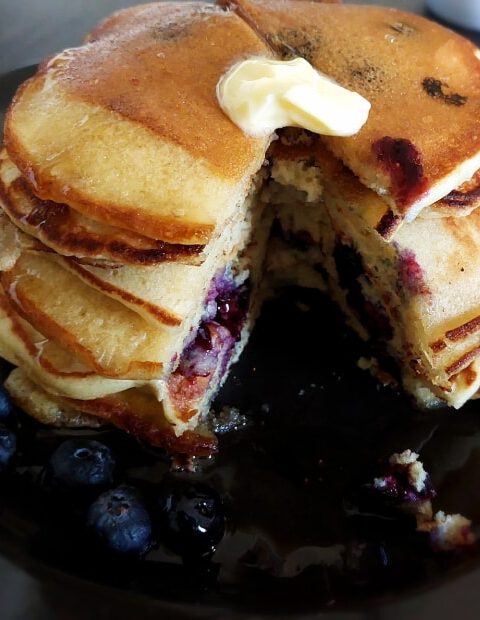 Light Fluffy Blueberry Pancakes