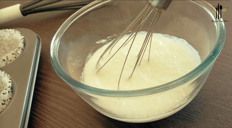 Eggless Vanilla Cupcakes Recipe