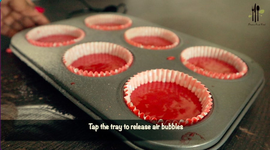 Easy Eggless Red Velvet Cupcakes
